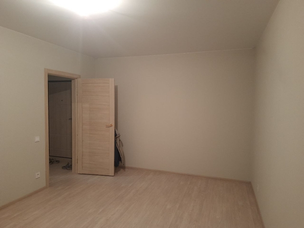 
  Сдам в аренду 1-комнатную квартиру, 36.7 м², Новосибирск

. Фото 1.