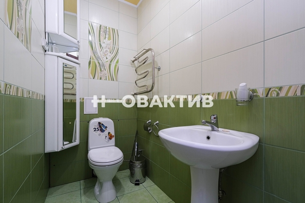 
   Продам коттедж, 404 м², Новосибирск

. Фото 28.