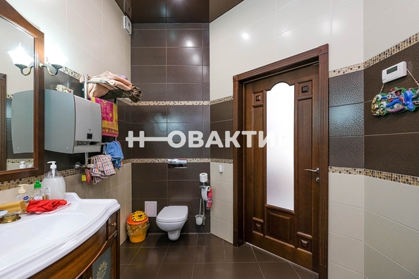 
   Продам коттедж, 404 м², Новосибирск

. Фото 38.