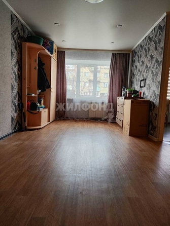 
   Продам 2-комнатную, 42.6 м², Макаренко ул, 23

. Фото 2.