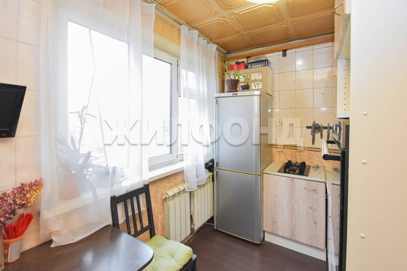 
   Продам 3-комнатную, 59 м², Кропоткина ул, 98

. Фото 2.