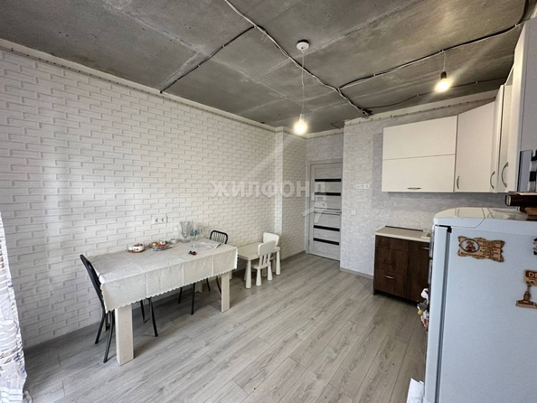 
   Продам 3-комнатную, 91.6 м², Охотская ул, 88/4

. Фото 17.