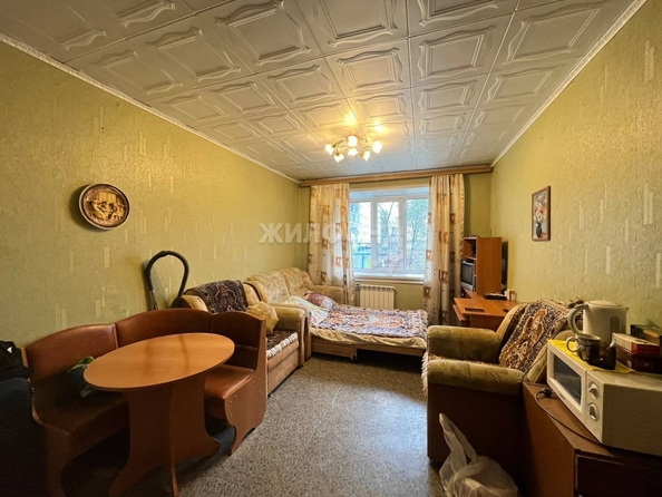 
   Продам секционку, 16.7 м², Сухарная ул, 70а

. Фото 1.