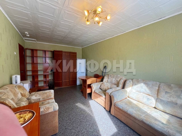 
   Продам секционку, 16.7 м², Сухарная ул, 70а

. Фото 2.
