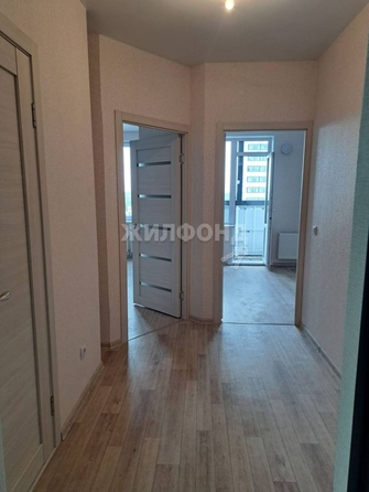 
   Продам 1-комнатную, 30.3 м², Бородина ул, 54

. Фото 10.