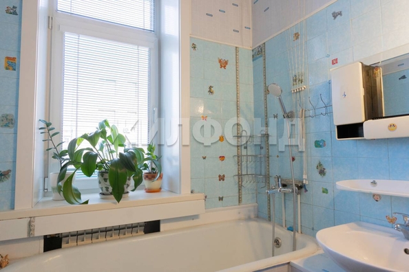 
   Продам 2-комнатную, 56.2 м², Серебренниковская ул, 4

. Фото 10.
