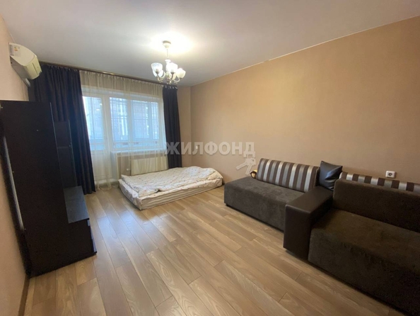 
   Продам 2-комнатную, 55.6 м², Титова ул, 234/1

. Фото 7.