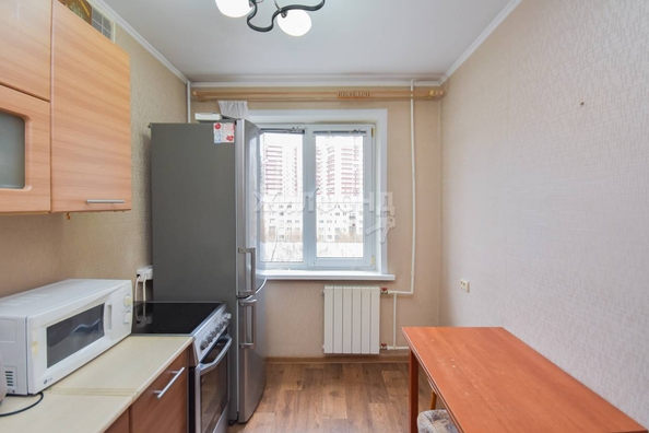 
   Продам 2-комнатную, 47.7 м², Линейная ул, 33/3

. Фото 2.