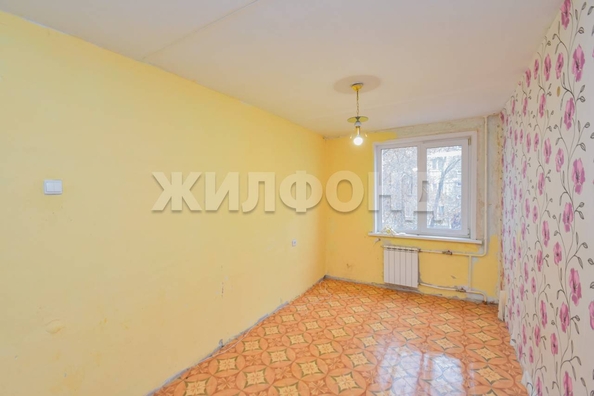 
   Продам 3-комнатную, 57.2 м², Микрорайон тер, 14

. Фото 3.