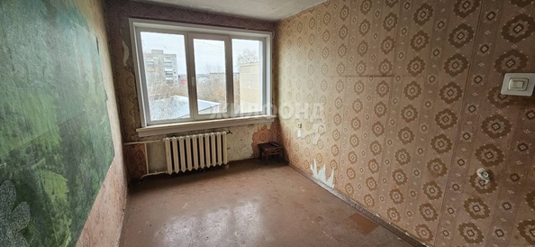 
   Продам 3-комнатную, 58 м², Военный городок ул, 118

. Фото 4.