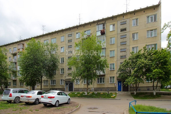 
   Продам 3-комнатную, 57.6 м², Толбухина ул, 27/1

. Фото 2.