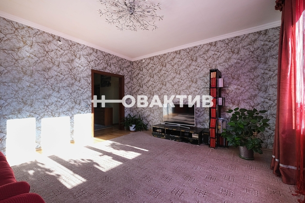 
   Продам коттедж, 274 м², Новосибирск

. Фото 19.