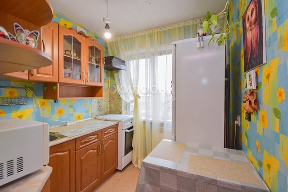 
   Продам 1-комнатную, 30.1 м², Челюскинцев ул, 22

. Фото 2.