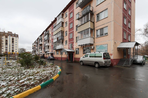 
   Продам 1-комнатную, 30.1 м², Челюскинцев ул, 22

. Фото 25.