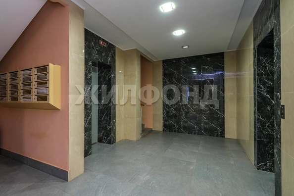 
   Продам 3-комнатную, 96.8 м², Кирова ул, 46

. Фото 20.