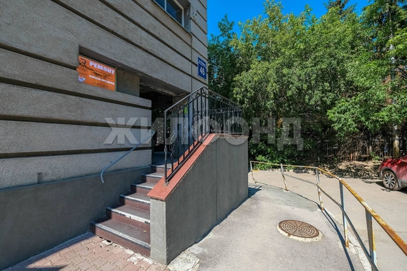 
   Продам 3-комнатную, 96.8 м², Кирова ул, 46

. Фото 22.