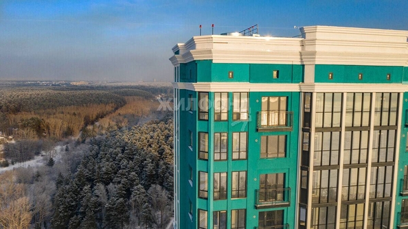 
   Продам 1-комнатную, 39 м², Сухарная ул, 109

. Фото 21.