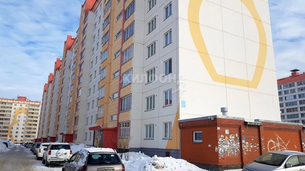 
   Продам 2-комнатную, 56.5 м², Петухова ул, 97

. Фото 18.