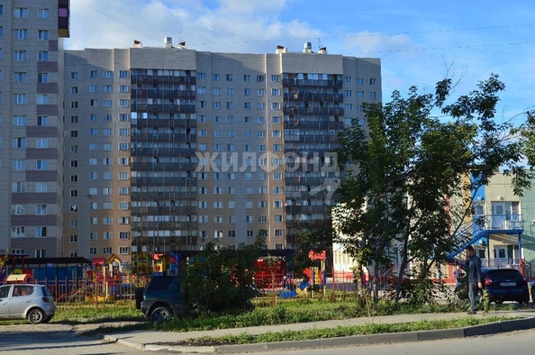 
   Продам 2-комнатную, 57 м², Сухарная ул, 76/3

. Фото 6.