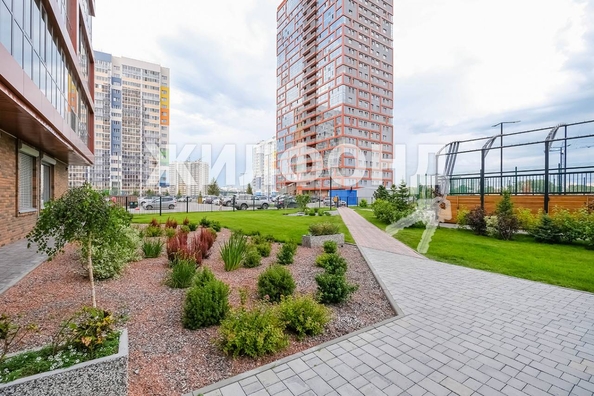 
   Продам 3-комнатную, 70.8 м², Ясный Берег ул, 10

. Фото 18.