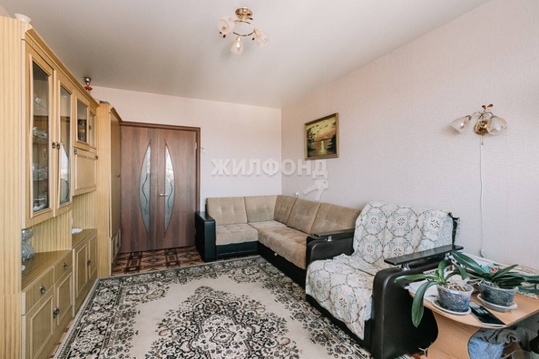 
   Продам 3-комнатную, 63.4 м², Краснообск, 6

. Фото 3.