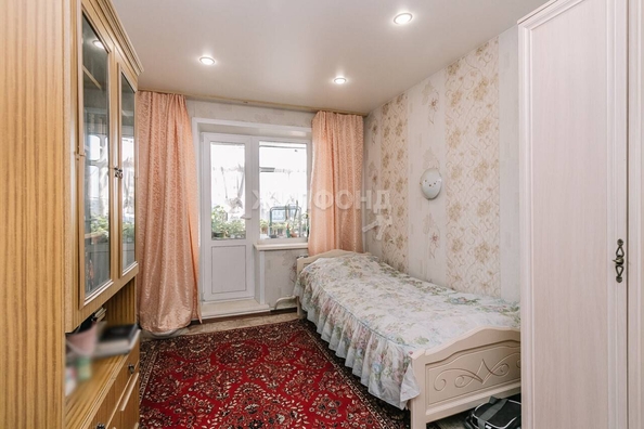 
   Продам 3-комнатную, 63.4 м², Краснообск, 6

. Фото 7.