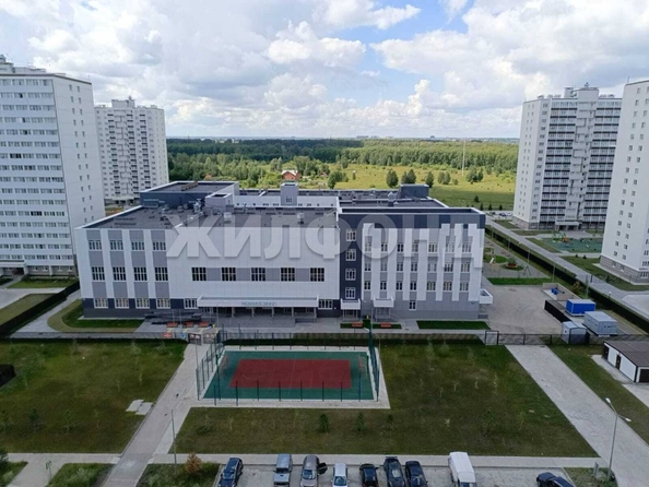 
  Продается 1-комн. квартира, 48 м², ЖК Радуга Сибири, дом 4
. Фото 12.