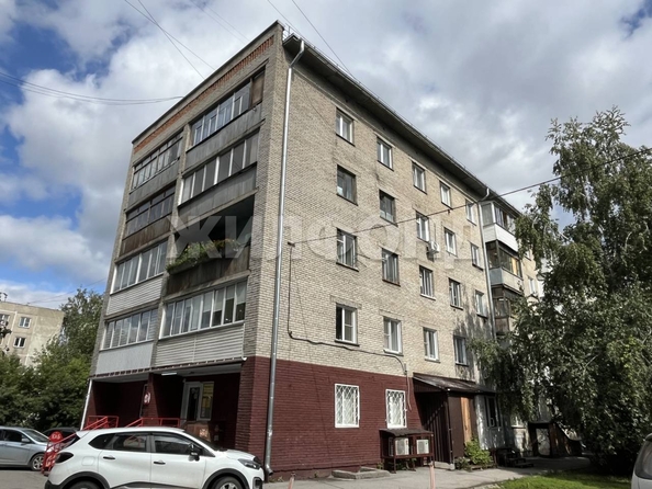 
   Продам 1-комнатную, 30.3 м², Забалуева ул, 11

. Фото 1.