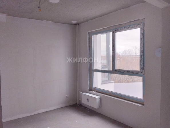 
   Продам 1-комнатную, 28 м², Связистов ул, 162/1

. Фото 3.