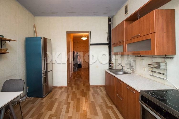
   Продам 2-комнатную, 79.6 м², Ильича ул, 23

. Фото 6.