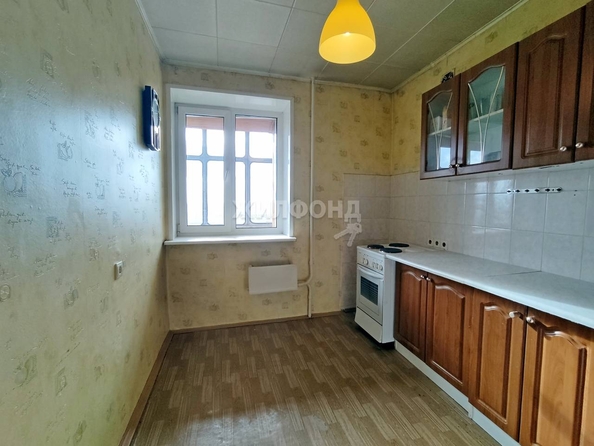 
   Продам 2-комнатную, 47.6 м², Кирова ул, 108

. Фото 21.