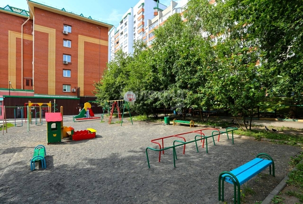 
   Продам 2-комнатную, 47.6 м², Кирова ул, 108

. Фото 29.