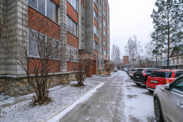 
   Продам 2-комнатную, 81.3 м², Дуси Ковальчук ул, 185/1

. Фото 24.