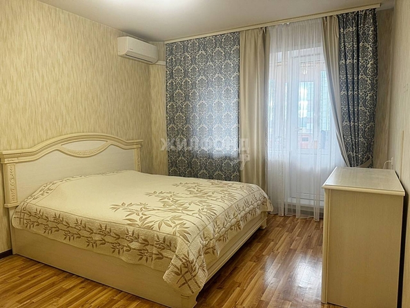 
   Продам 3-комнатную, 72.2 м², Титова ул, 274

. Фото 10.