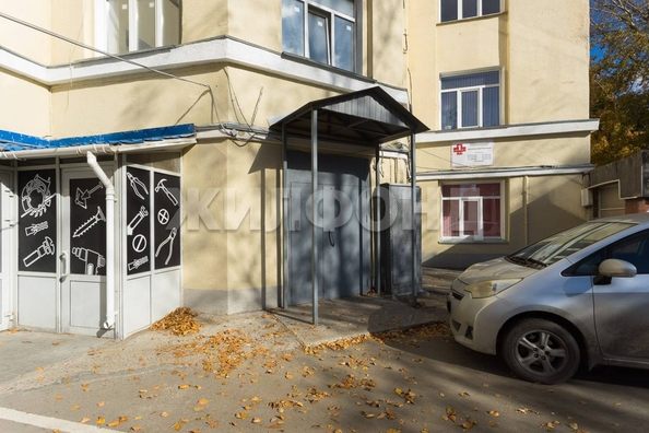 
  Продается комната, 30.6 м², Красный пр-кт, д. 218
. Фото 4.