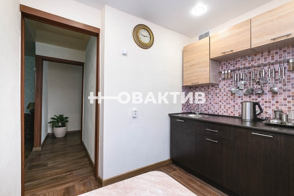 
   Продам 1-комнатную, 29.4 м², Гоголя ул, 225/2

. Фото 2.