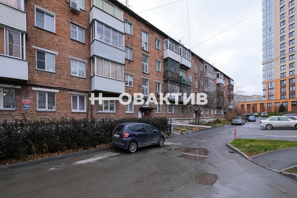 
   Продам 1-комнатную, 30.8 м², Бориса Богаткова ул, 194

. Фото 4.