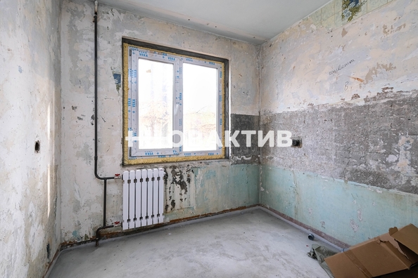 
   Продам 2-комнатную, 42.8 м², Есенина ул, 49

. Фото 10.