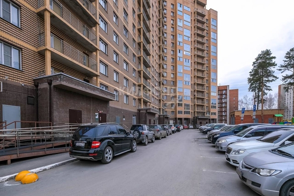 
   Продам 2-комнатную, 63.3 м², Залесского ул, 8/1

. Фото 33.