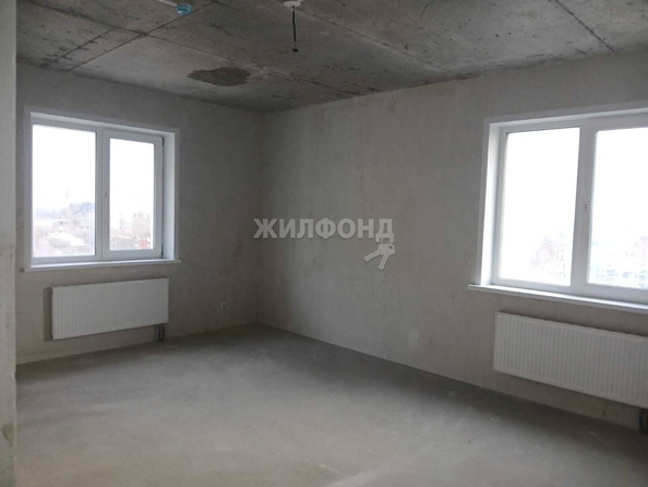 
   Продам 2-комнатную, 67 м², Закаменский мкр, 11

. Фото 1.