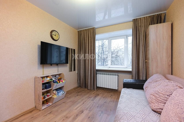 
   Продам 2-комнатную, 43 м², Блюхера ул, 37

. Фото 17.