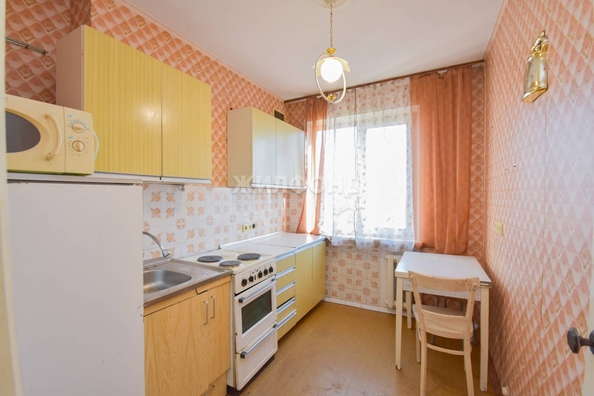 
   Продам 3-комнатную, 60.8 м², Кропоткина ул, 136

. Фото 16.