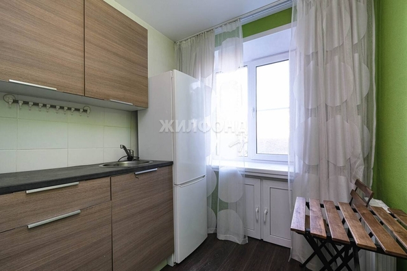 
   Продам 1-комнатную, 20.9 м², Доватора ул, 19/2

. Фото 1.