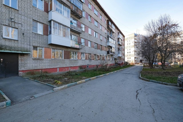 
   Продам 1-комнатную, 20.9 м², Доватора ул, 19/2

. Фото 23.