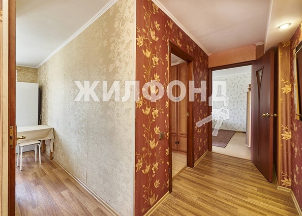 
   Продам 2-комнатную, 43.3 м², Красный пр-кт, 70

. Фото 6.