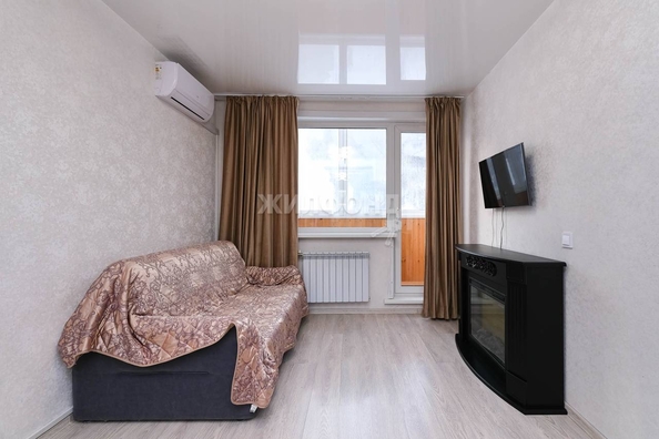 
   Продам 2-комнатную, 44 м², Громова ул, 3

. Фото 4.