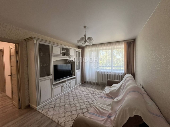 
   Продам 2-комнатную, 50 м², Революции пр-кт, 53

. Фото 1.