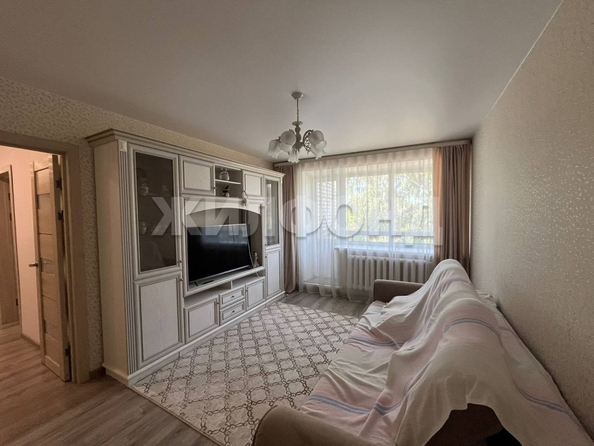 
   Продам 2-комнатную, 50 м², Революции пр-кт, 53

. Фото 1.