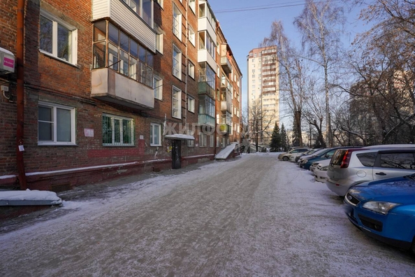 
   Продам 2-комнатную, 42.2 м², Римского-Корсакова ул, 1

. Фото 16.