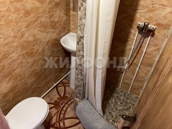 
   Продам дом, 201.5 м², Новосибирск

. Фото 19.